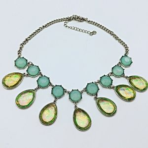 Teardrop statement necklace